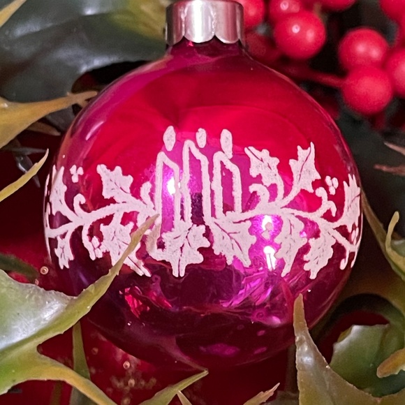 Vintage SHINY BRITE Pink Stenciled CANDLES Christmas Ornament 2" - Picture 2 of 5